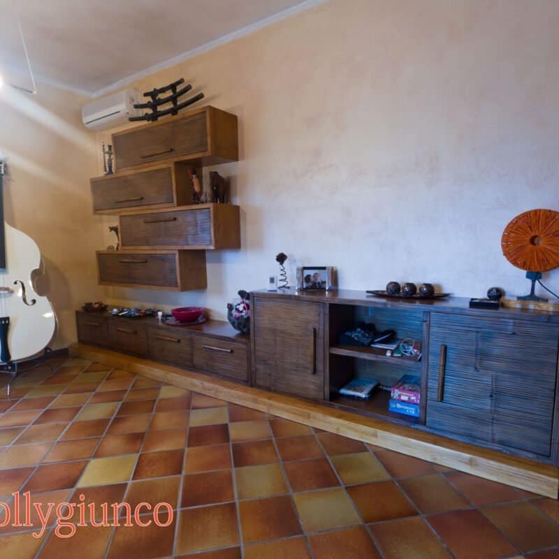 Parete YORKSHIRE attrezzata in crash bambù e legno