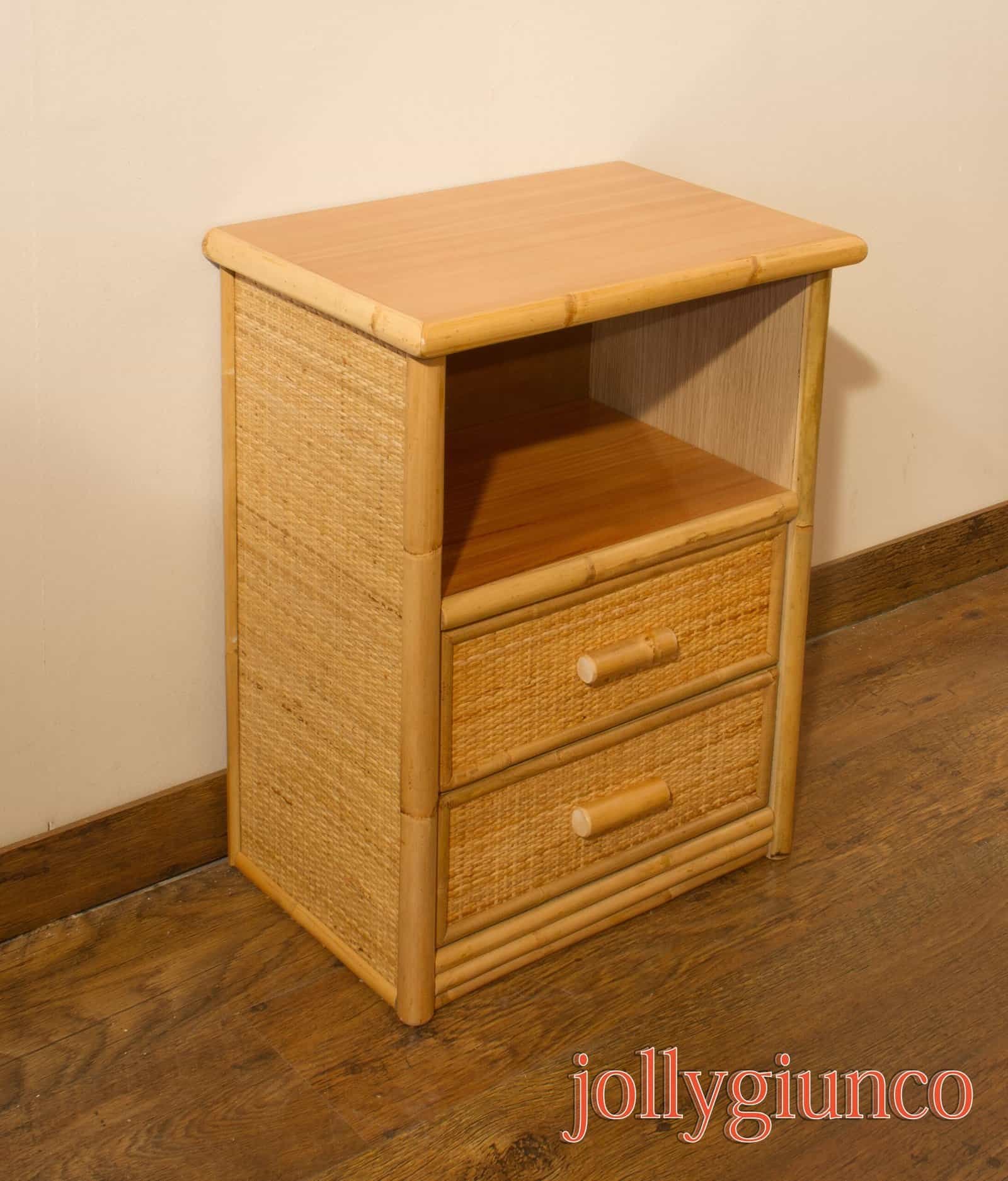 jollygiunco_comodino_rattan_27g - jollygiunco.eu Cassettiera in vimini e bambù, mobile rustico in stile naturale.