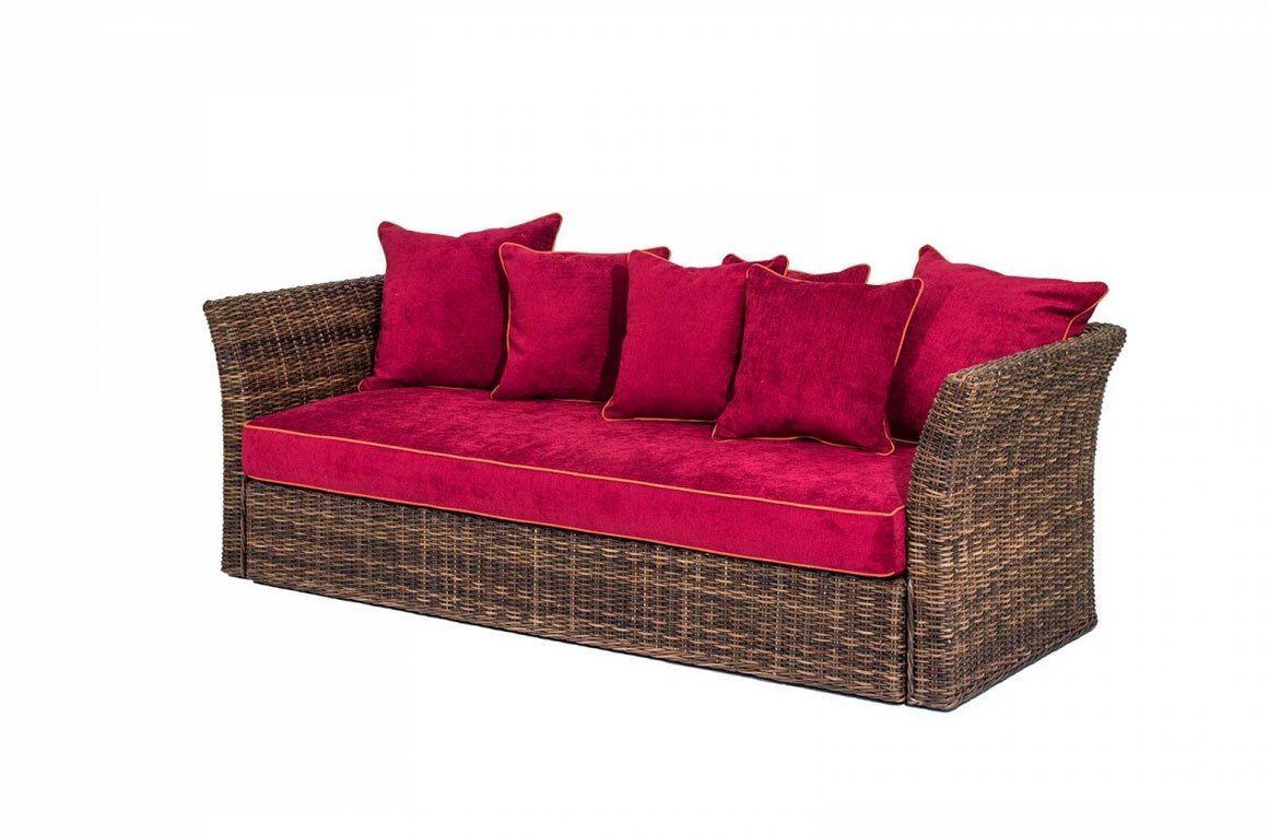 Divano letto in rattan compatto jollygiuncoeu Divano letto rattan piccolo con cuscini rossi ideale per spazi ridotti