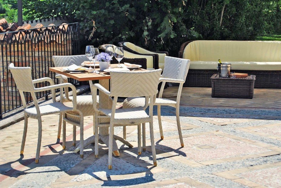 Anggrek sedia con bracciolo polyrattan5 jollygiuncoeu