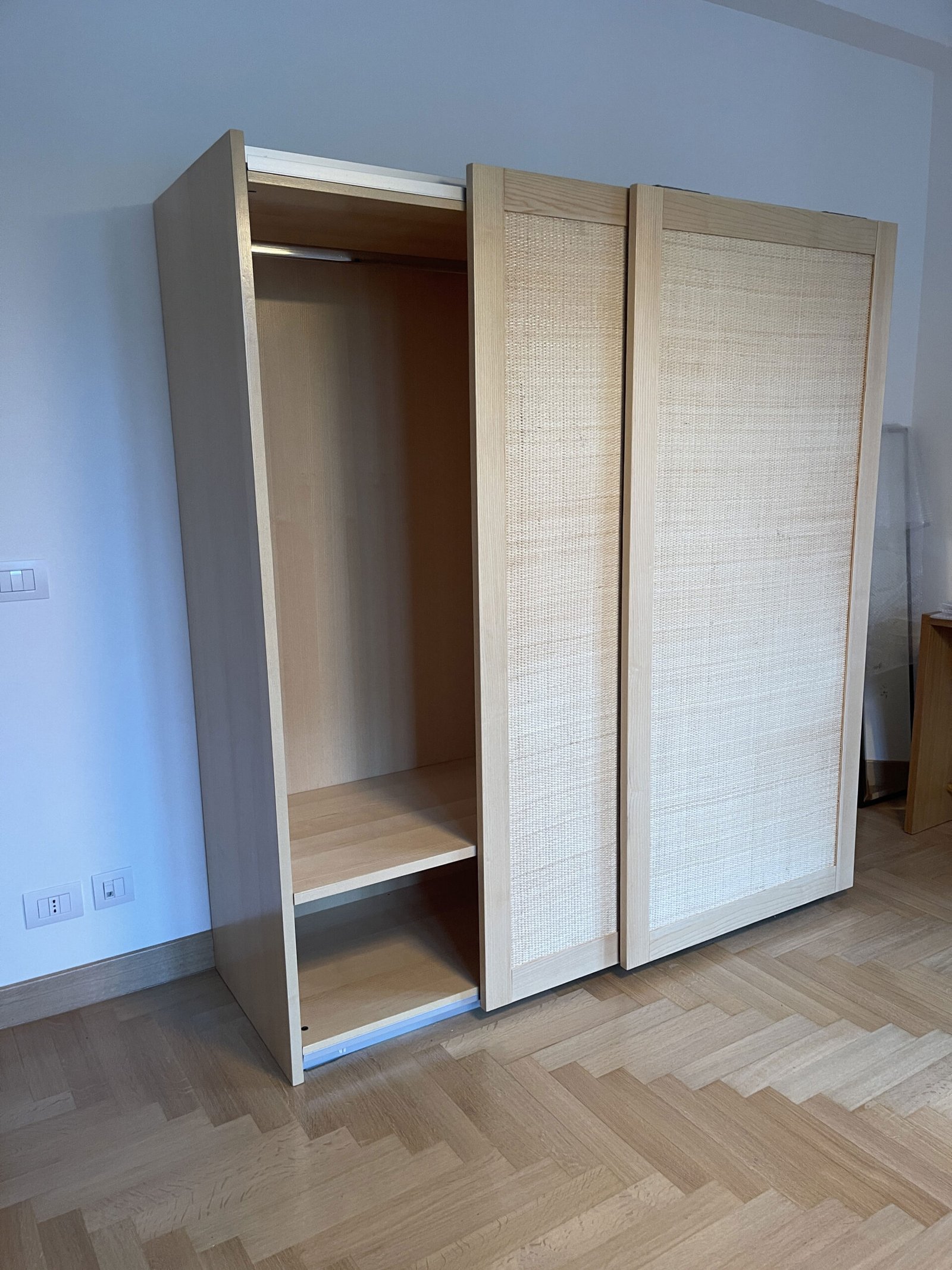 Armadiocon2antescorrevolinrattan1 jollygiuncoeu