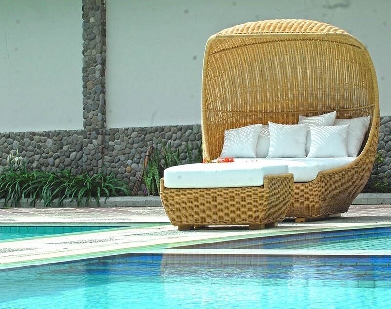 Conchiglione pouf Polyrattan