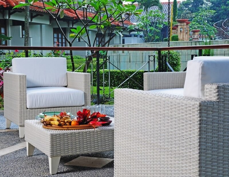 Yuli poltrona polyrattan