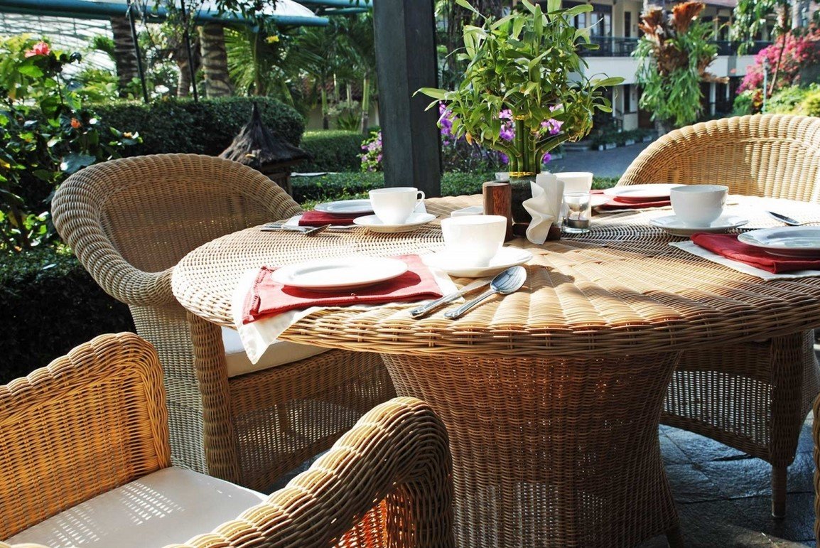 consueto tavolo da pranzo44 jollygiuncoeu