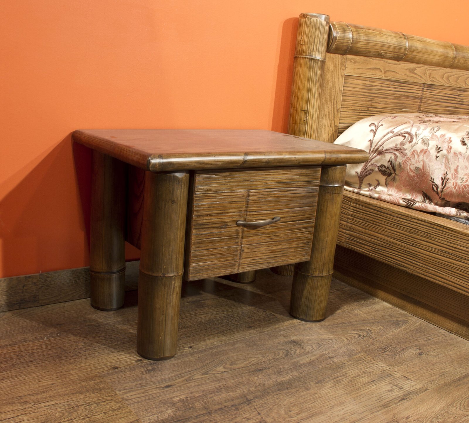 jollygiuncocomodino1g jollygiuncoeu