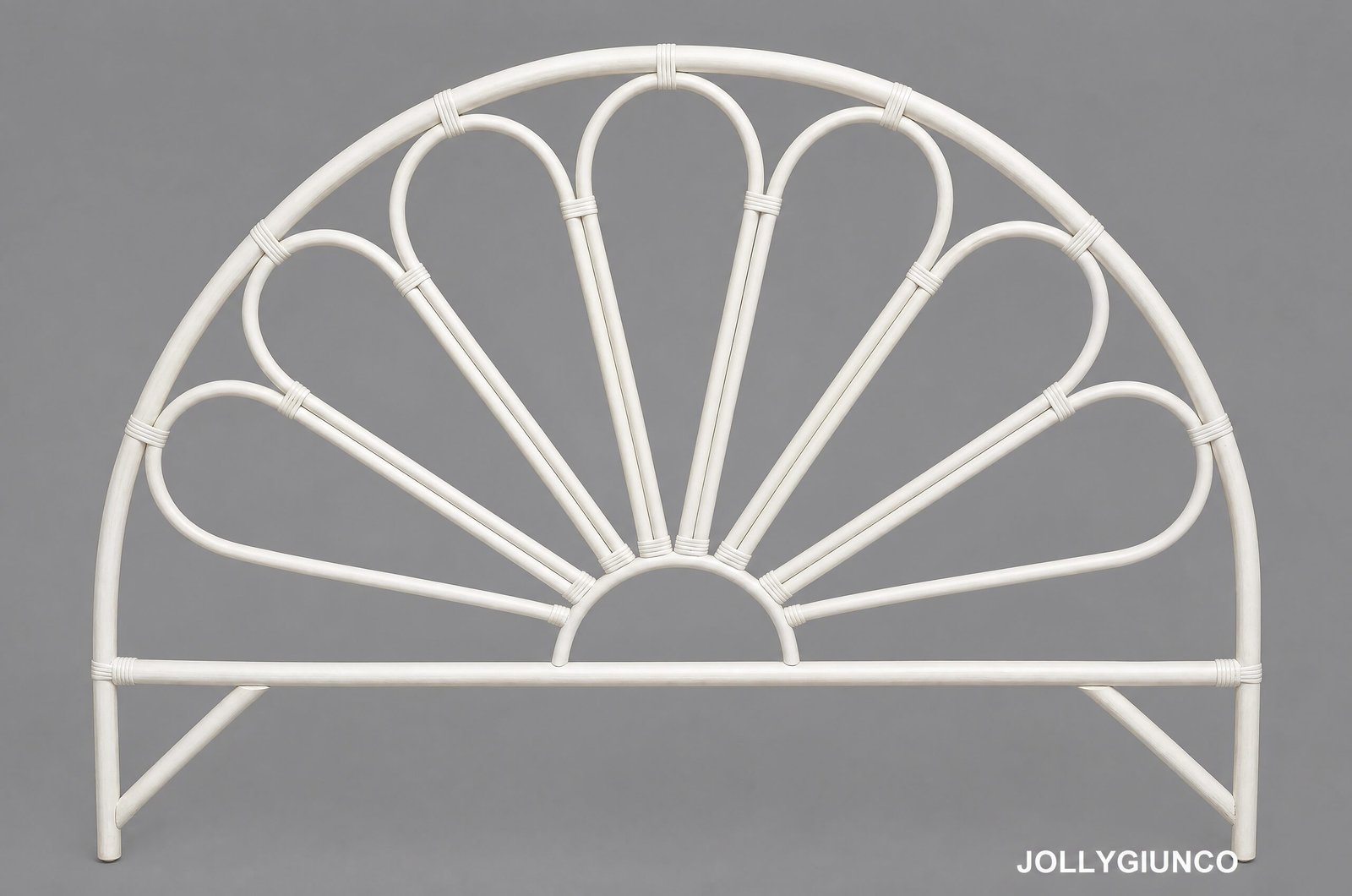 LettoMargheritaMatrimoniale1jpg jollygiuncoeu white metal headboard with decorative circular loop patterns against a gray background