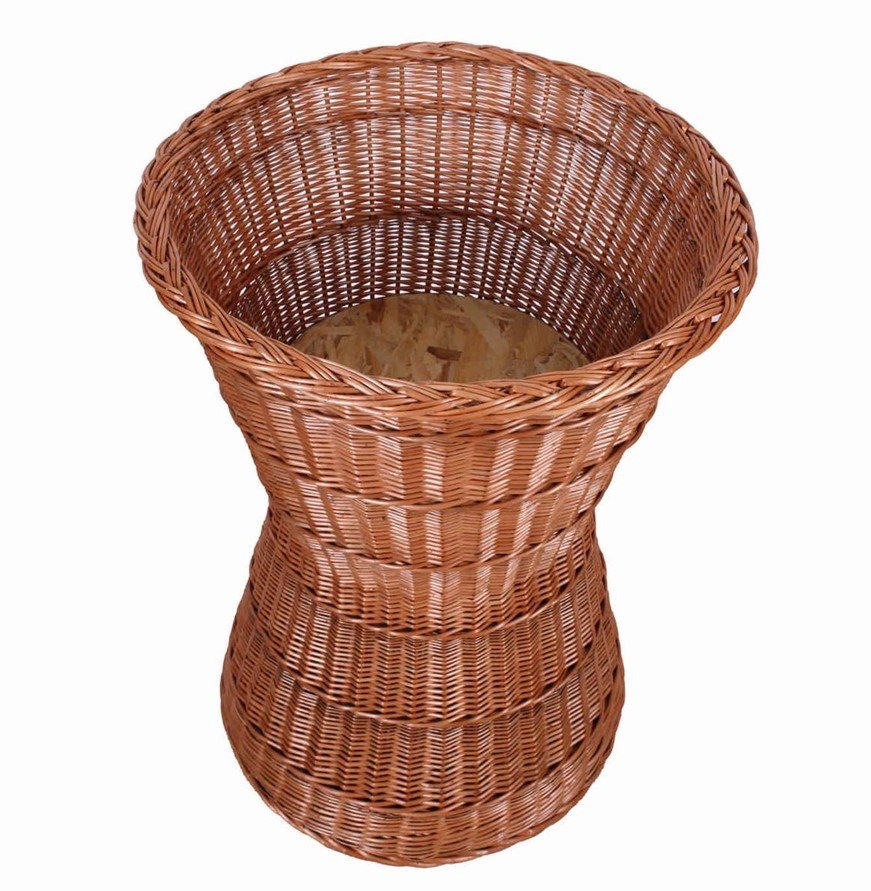 CLESSIDRA VIMINI ROSSO DIA60H90 FONDO INTERNO LEGNO jollygiuncoeu hourglass shaped brown wicker basket with an open top for storage or laundry