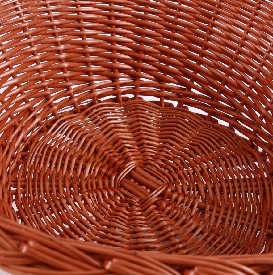 ESPOSITORE CONO VIMINI ROSSO DIA60 FONDO32 H221 jollygiuncoeu close up of a red brown wicker basket weave showing intertwined fibers