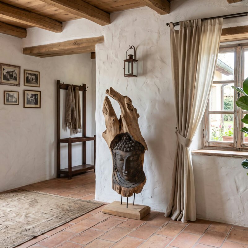 Scultura in Legno Incisa a Mano