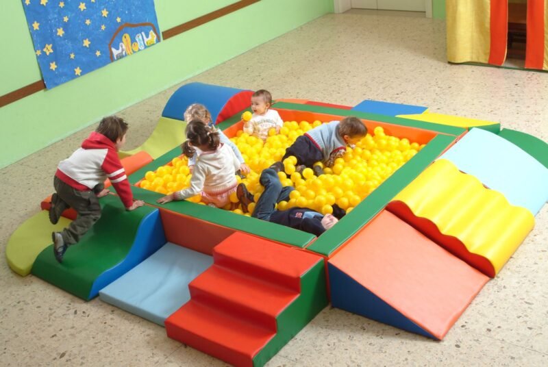 Piscina con palline Maxi 3x3 m con 12 salite - gioco morbido - foto 1