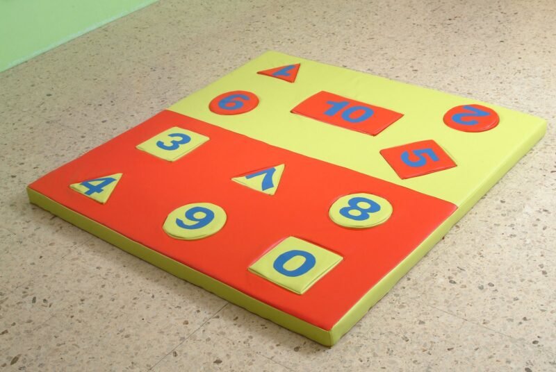Tappeto numerato morbido 2x2 m - gioco educativo - foto 1